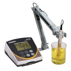 Cole-Parmer™ Manomètre numérique Gamme de pressions : −15-100 psi