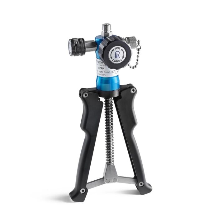 Ralston Instruments DCAP-2MSA Pneumatic Hand Pump, 650 psi, 1/4" MNPT gauge connection, 3' hose