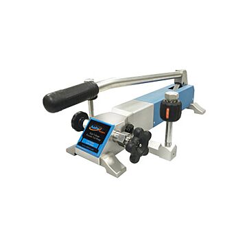 Additel ADT920HV-B Pneumatic Test Pump, High Vol. -14 to 3000psi, 1/4BSP F