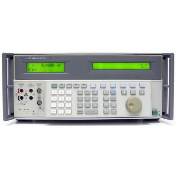 Fluke 5500A USED FOR SALE Muti-Product Calibrator w/o Scope Option