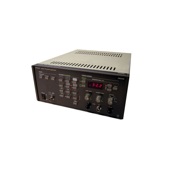 Phillips PM5518 for Rent, Video Signal Generator, 32 to 900 MHz