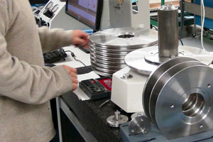Deadweight Tester Calibration Lab Services